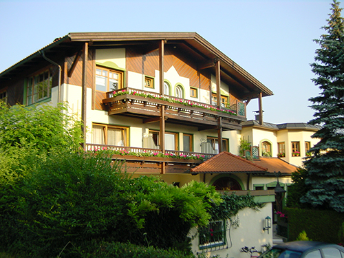 Dietrichsteinerhof Außenansicht